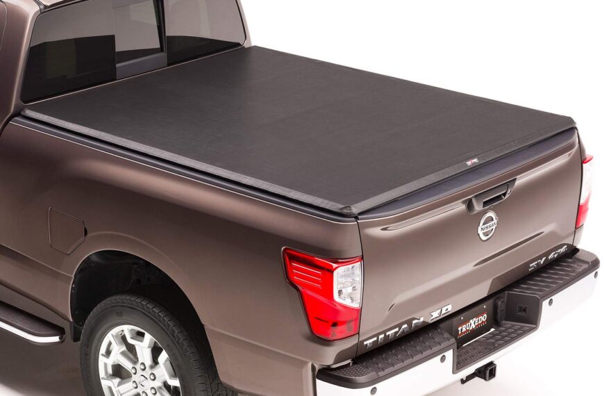 Upgrade your Nissan Titan Pro 4X with a sleek bed cover!